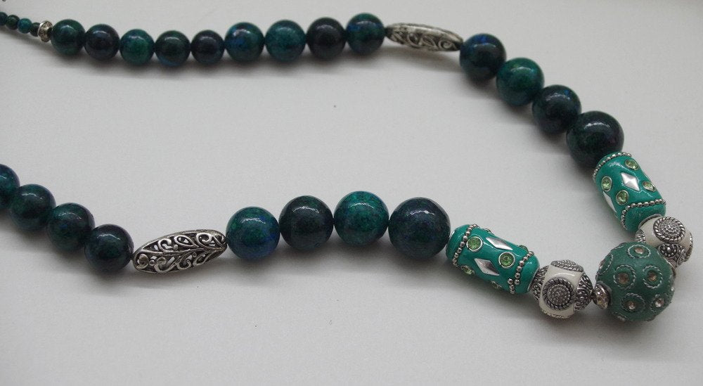 69164a62e1b8ea140711df10_chrysocolla-necklace-3_1768267332823.jpg