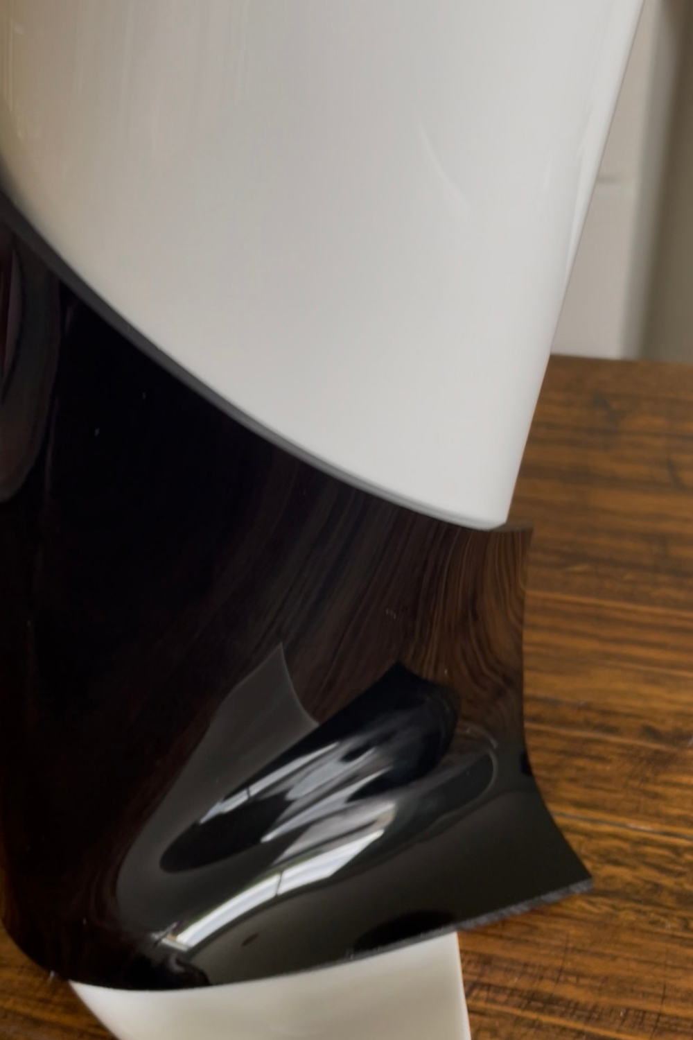 69164a62e1b8ea140711df10_close-up-feet_1792188378978.png