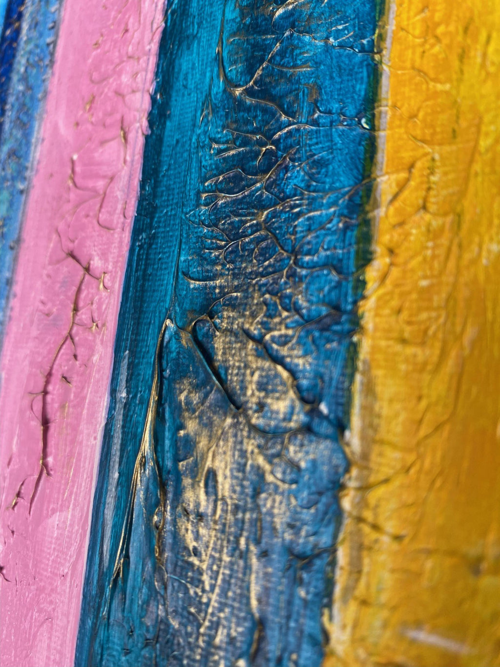 69164a62e1b8ea140711df10_close-up_1777379280082.jpg