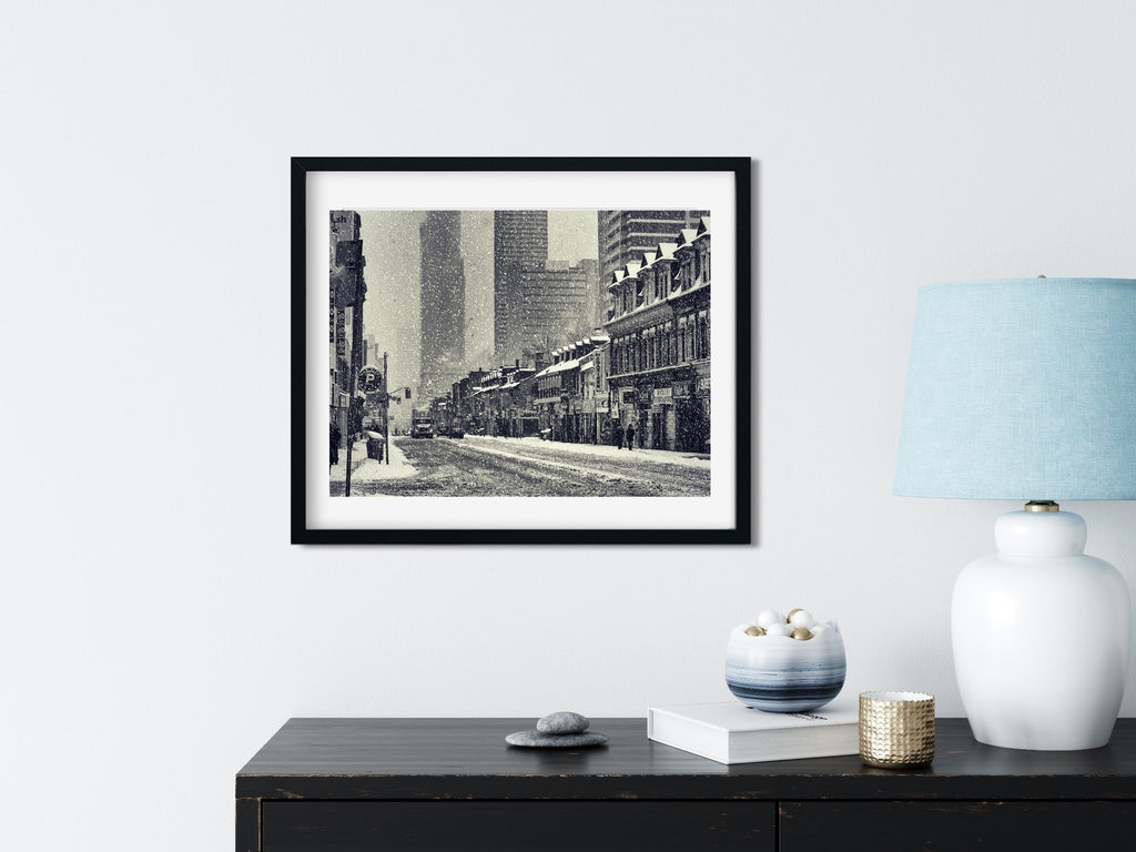 69164a62e1b8ea140711df10_etsy-toronto-room-scene-03-1-_1776900691186.jpg