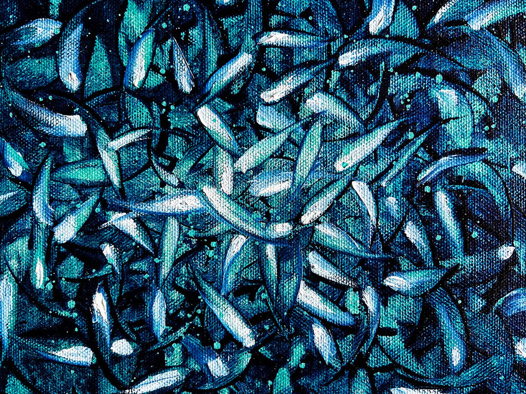 69164a62e1b8ea140711df10_glowing-fish-close-lr_1782635144329.jpg
