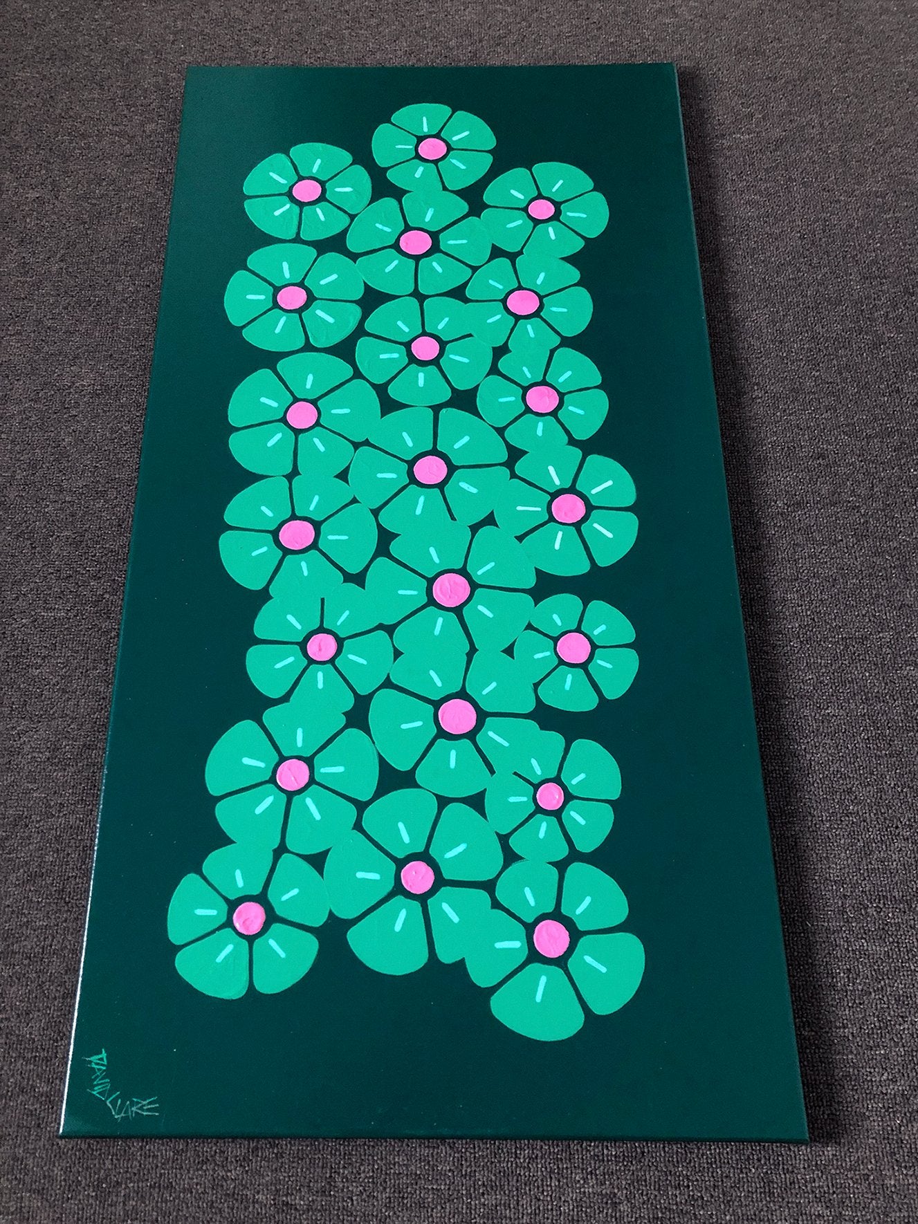 69164a62e1b8ea140711df10_green-flowers-bottom-lr_1773822508783.jpg