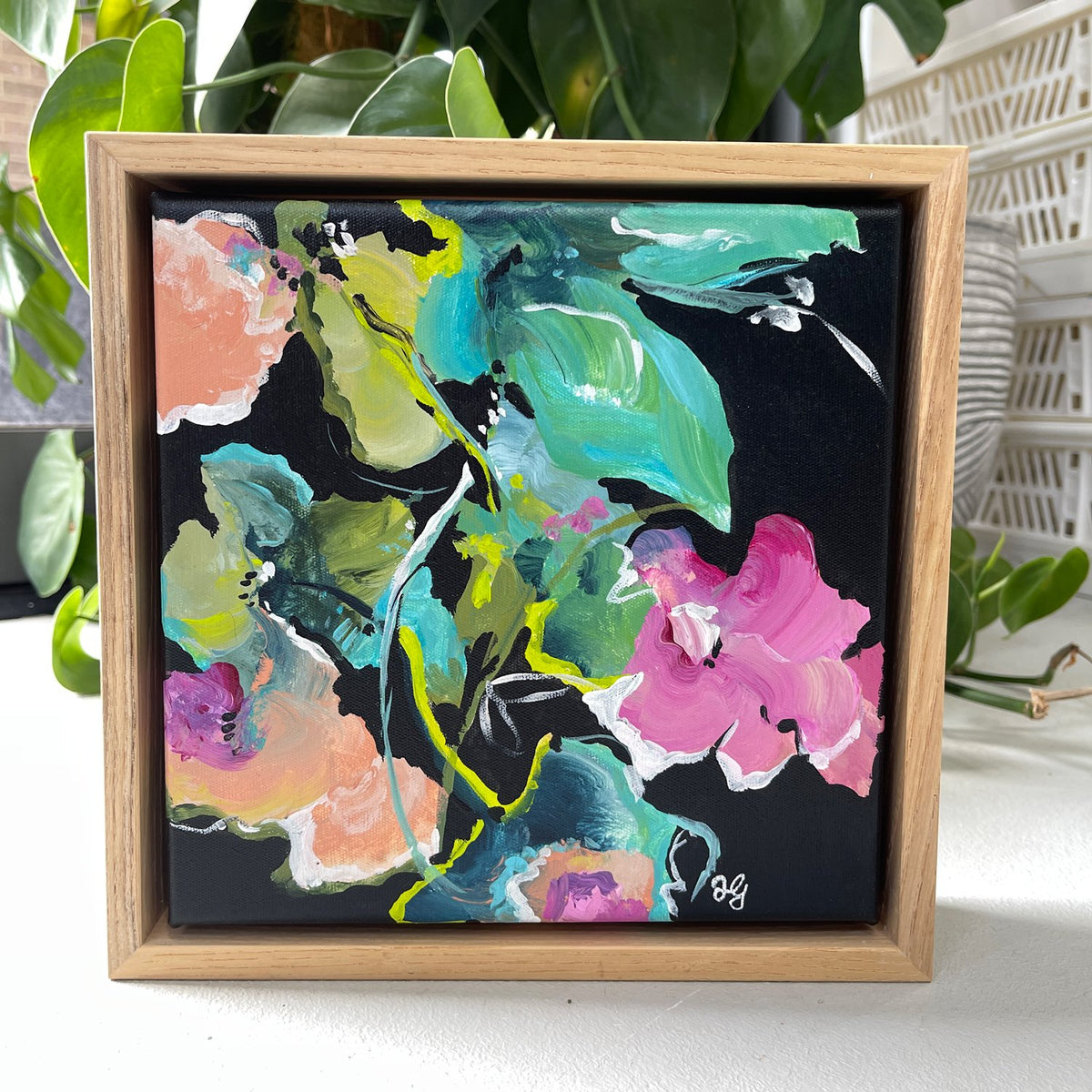 69164a62e1b8ea140711df10_moonlight-flowers-original-art-by-amber-gittins-studio-2_1792894333191.jpg
