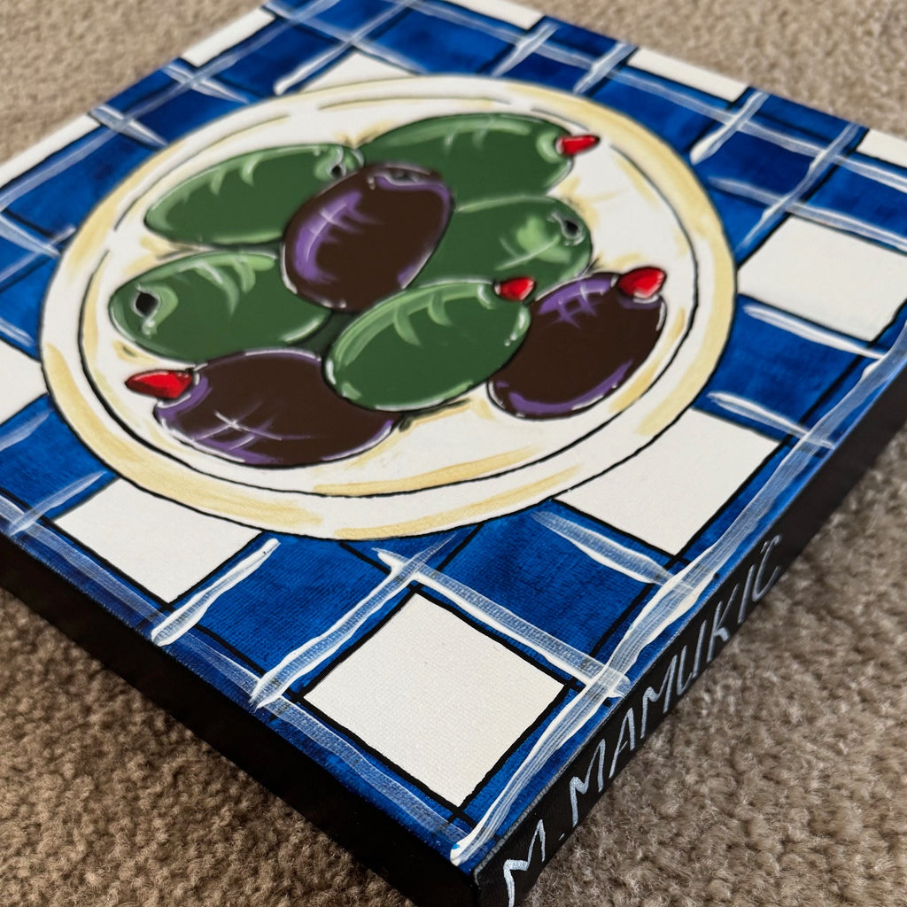 69164a62e1b8ea140711df10_olives-mini-side_1770183559883.jpeg