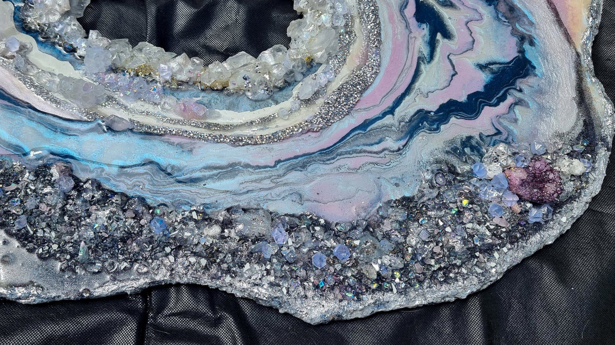69164a62e1b8ea140711df10_opaline-detail-a_1792997454114.jpg