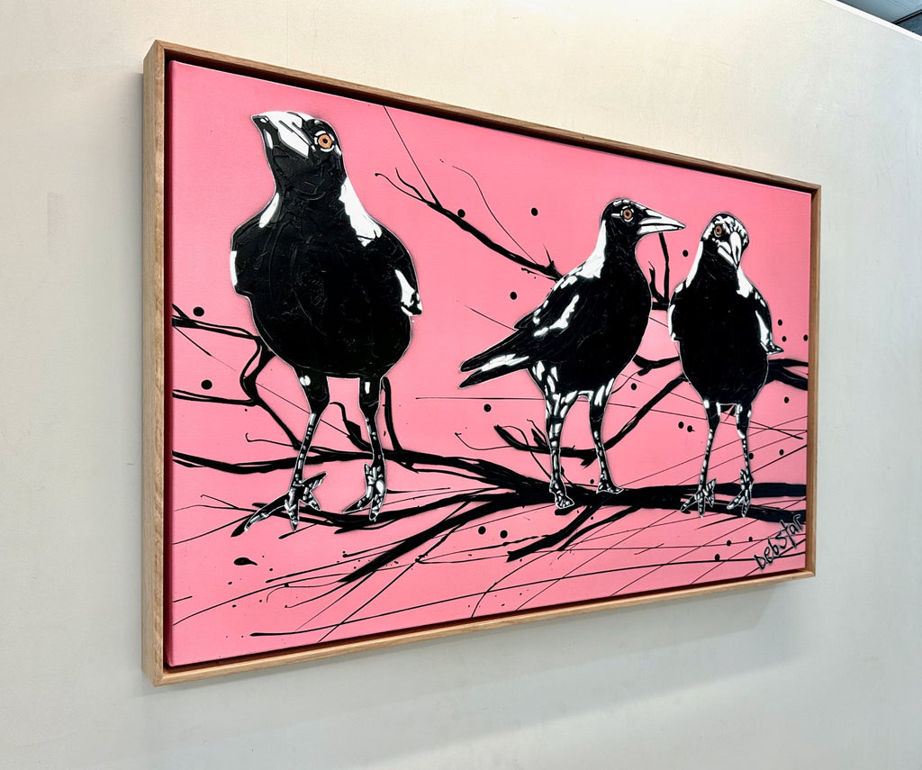 69164a62e1b8ea140711df10_pink-magpie-street-birds-pop-popart-deborah-lang-art-urban-canvas-3_1777530693547.jpg