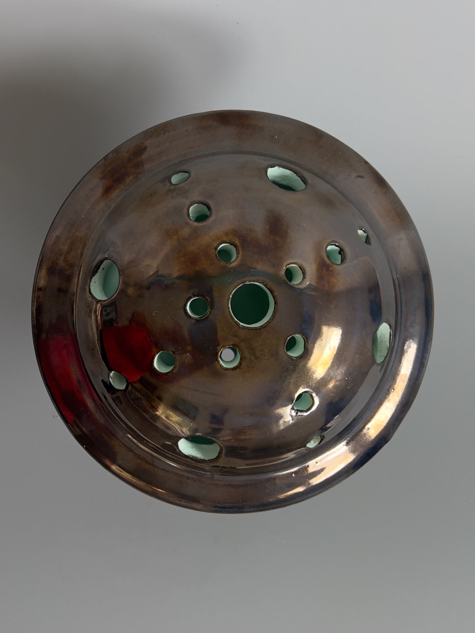69164a62e1b8ea140711df10_space-ship-lantern-from-above-susannah-paterson_1773118843674.jpeg