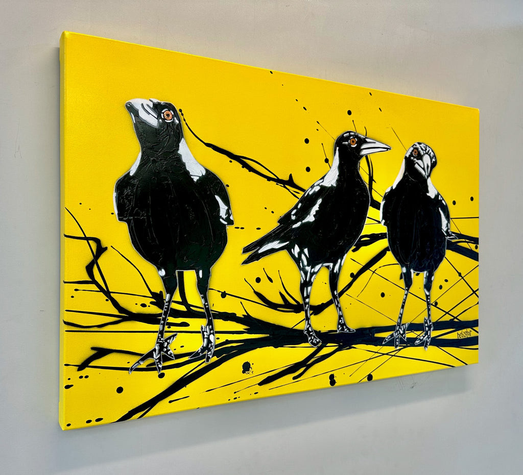 69164a62e1b8ea140711df10_yellow-magpie-street-birds-pop-popart-debstar-deborah-lang-art-urban-canvas-3_1784338809036.jpg